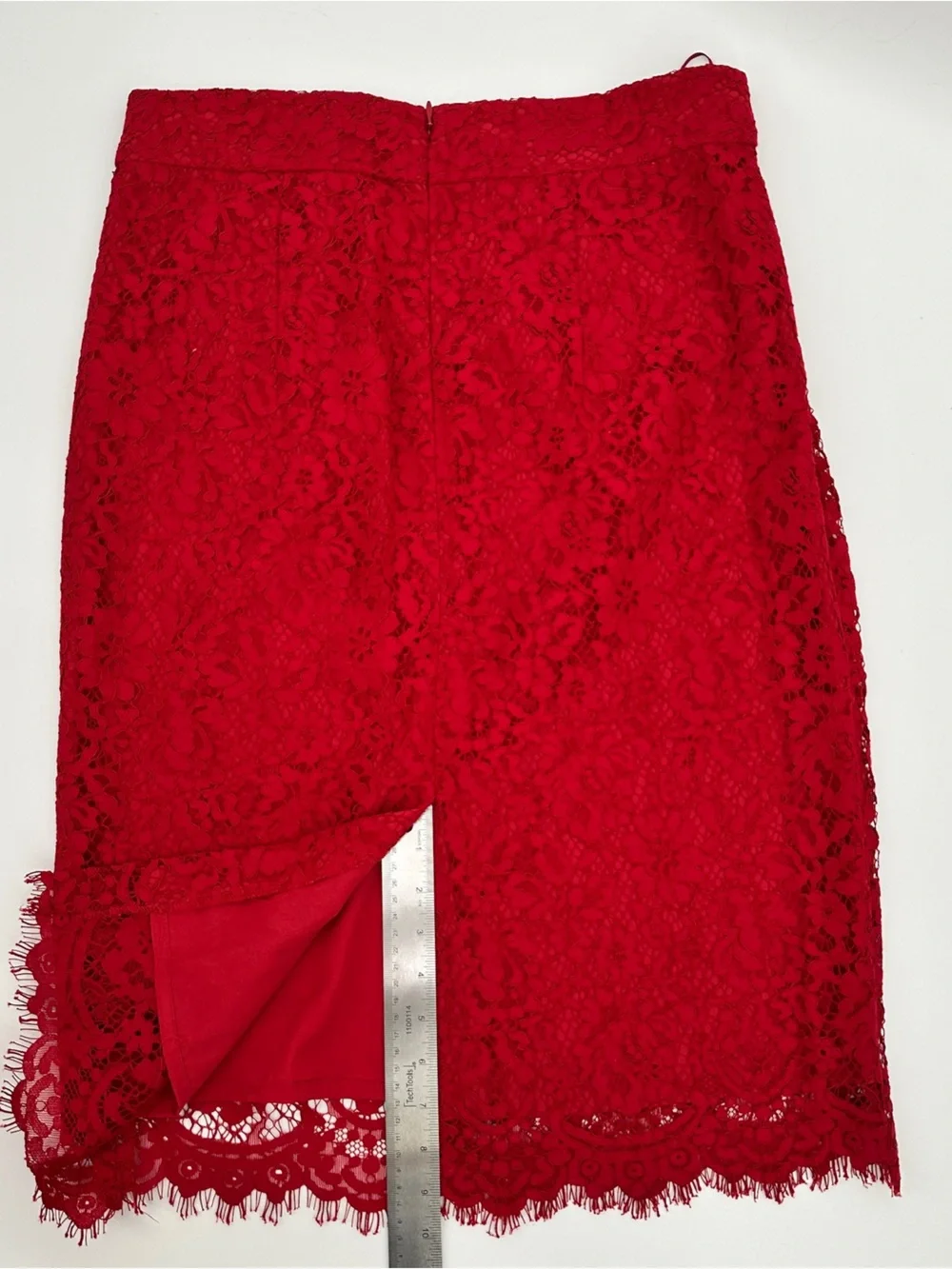 J.Crew Red Lace Pencil Skirt Scalloped Eyelash Hem Lined Size 10 - Picture 5 of 13